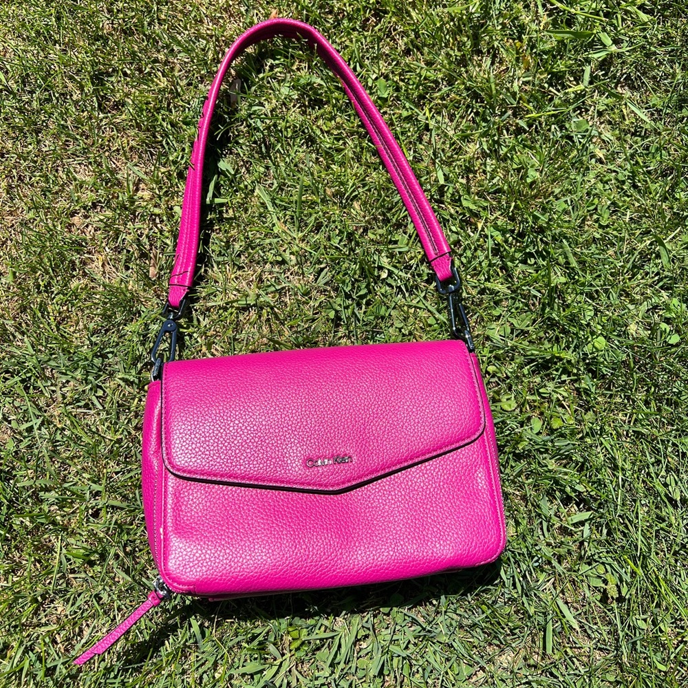 Calvin Klein Ava Saffiano Demi Shoulder Bag (Raspberry)